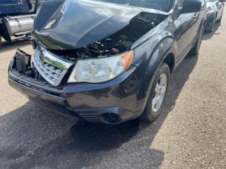 2012 Subaru Forester 2.5X - Exterior Front Left Corner Image